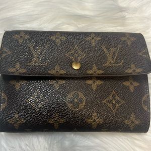 Authentic Louis Vuitton monogram wallet